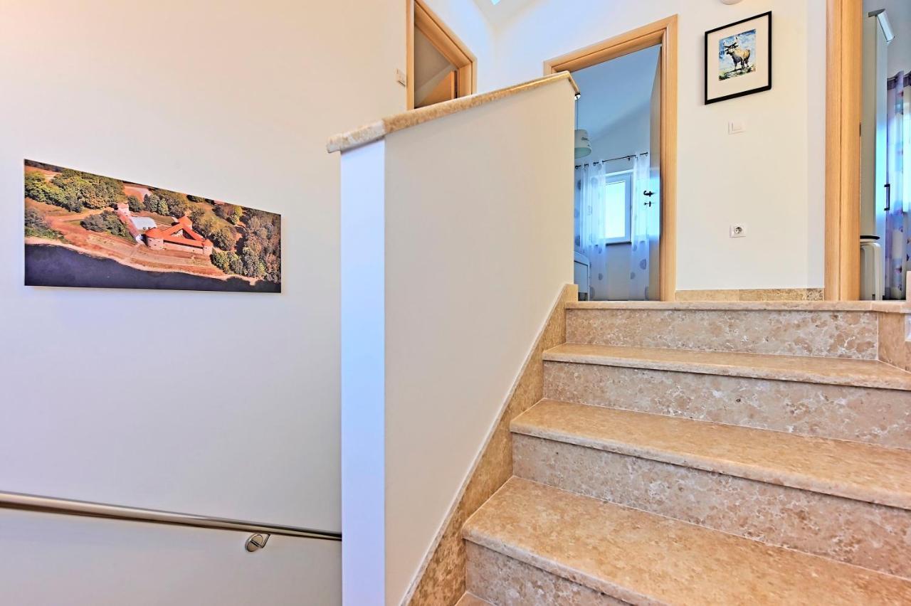 PUY Casa Tara Three-Bedroom Holiday Home מראה חיצוני תמונה